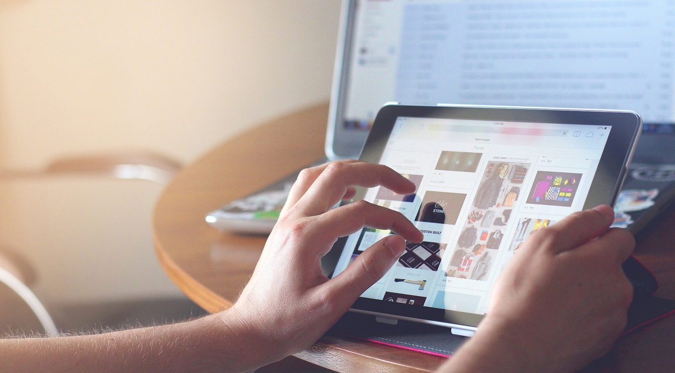 A fully Responsive Theme